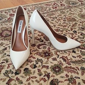 Steve Madden Cream Heels